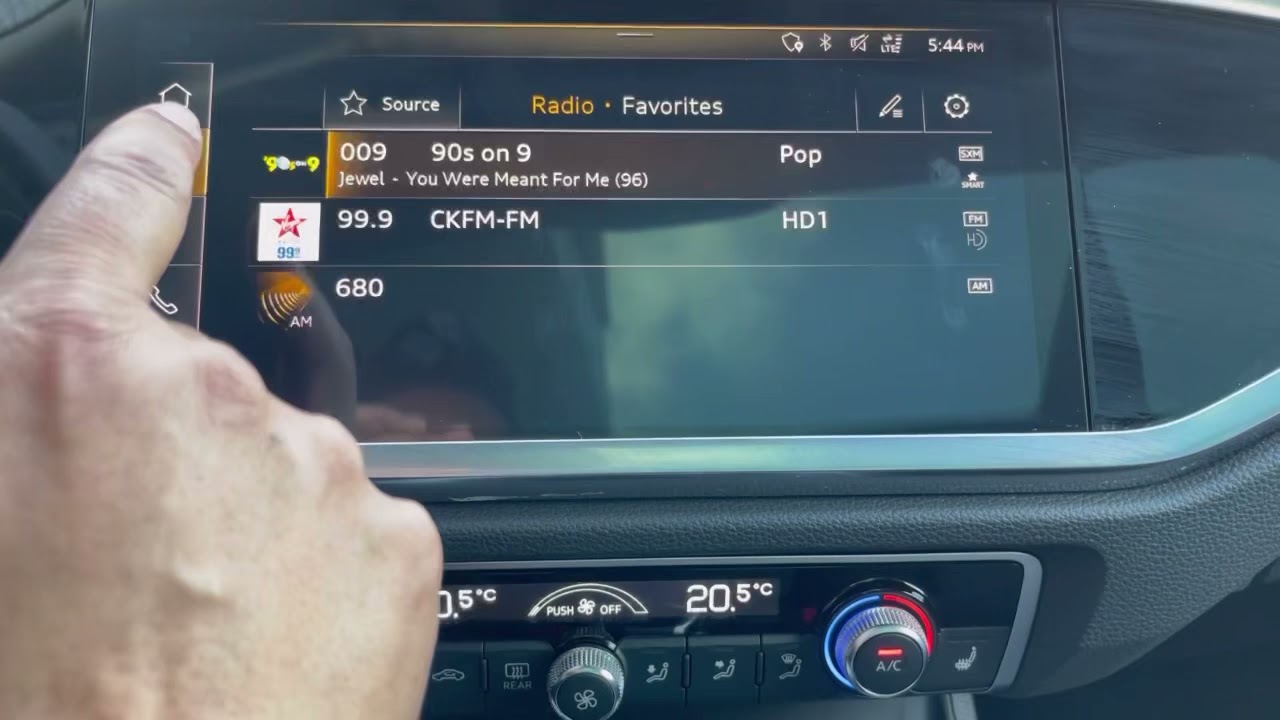 How to Set Radio Stations in Audi A4